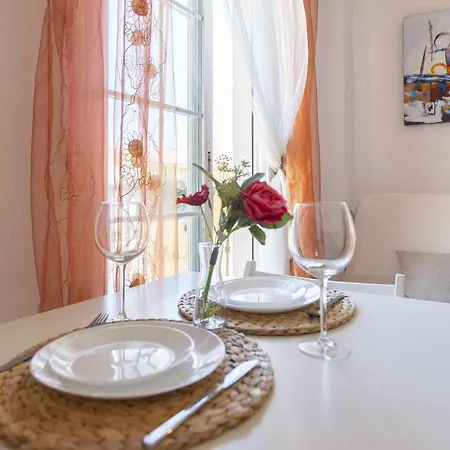 Acogedor Y Centrico Apartment *